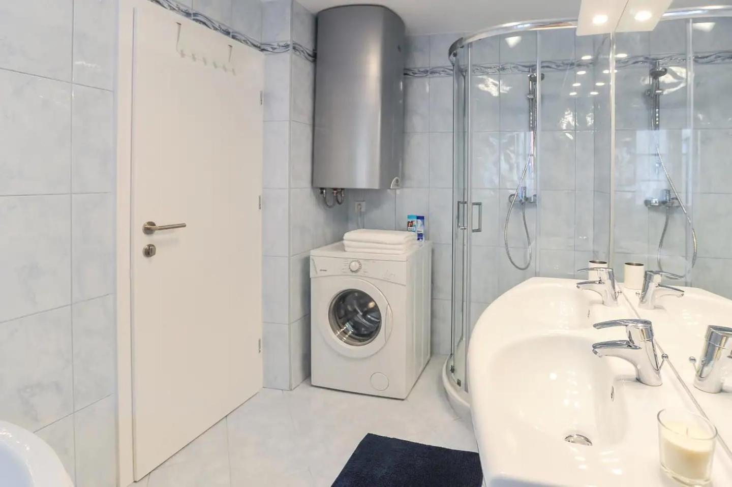 Strict Apartment
